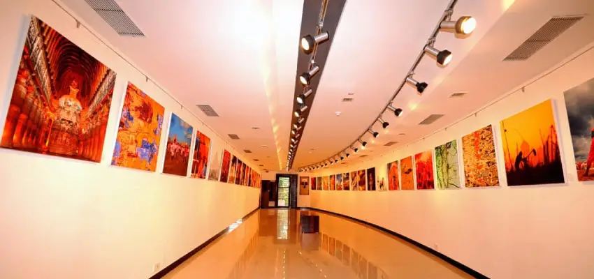 Jehangir Art Gallery Mumbai